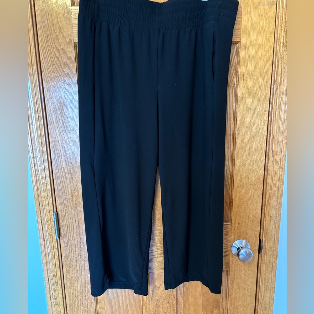 Cropped Wide Leg Pants by Nicole Miller. 1X